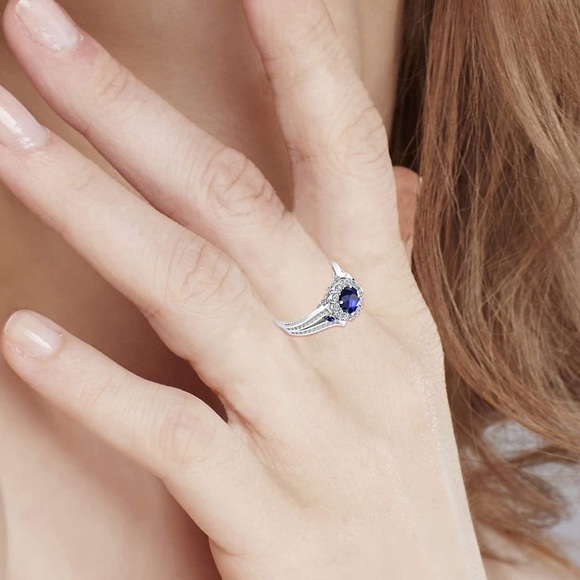 Vintage Sapphire Ring - Picture 4 of 5